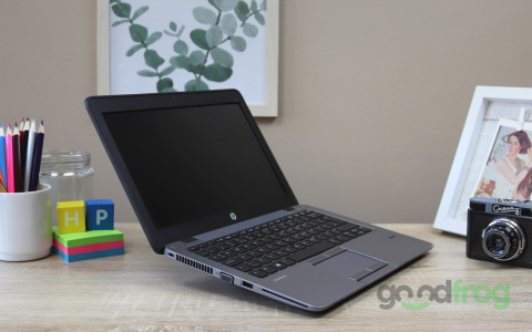 HP EliteBook 820 G2 / 12" / i7 vPro / 8GB / SSD 128GB / W10 HP EliteBook 820 G2 / 12" / i7 vPro / 8GB / SSD 128GB / W10