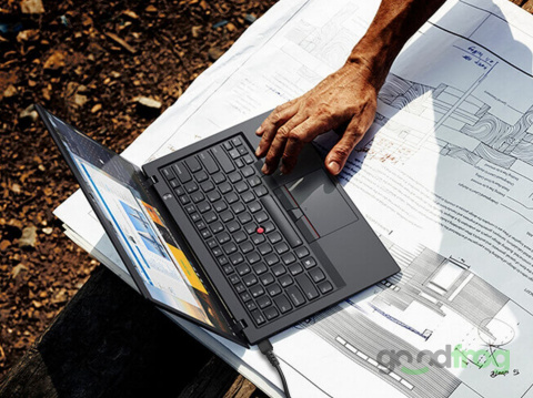 Oryginalny zasilacz Lenovo 135W 20V 6.75A