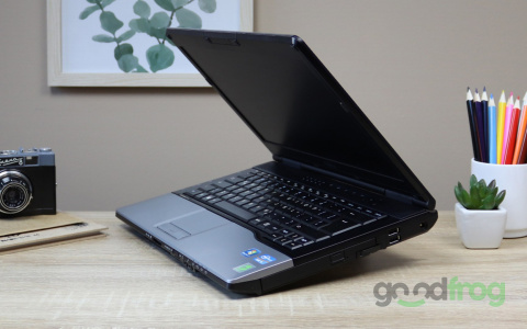 Fujitsu LifeBook S752 / 14" HD / i3 / 4GB / 500GB / W10